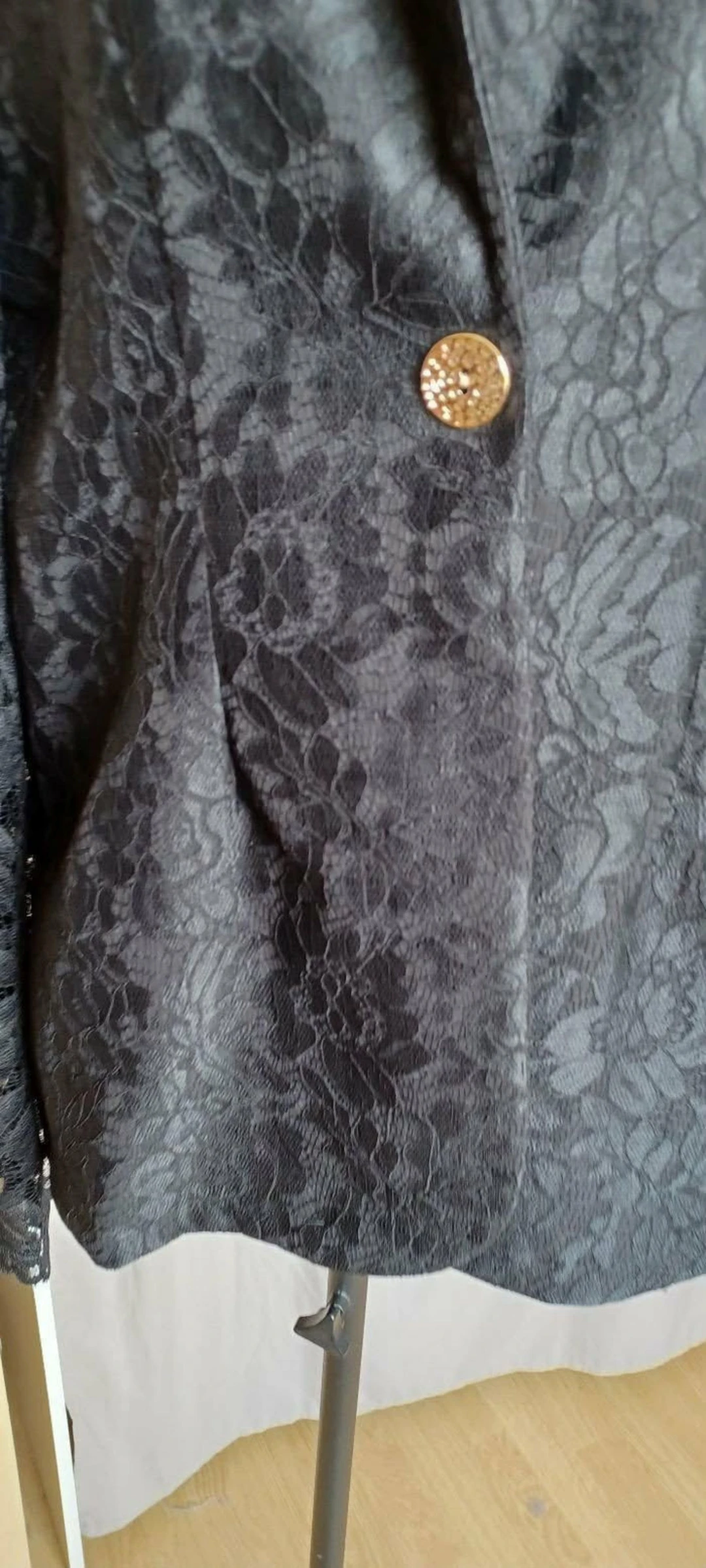 Magnificent women's jacket. Size. U – photo 7